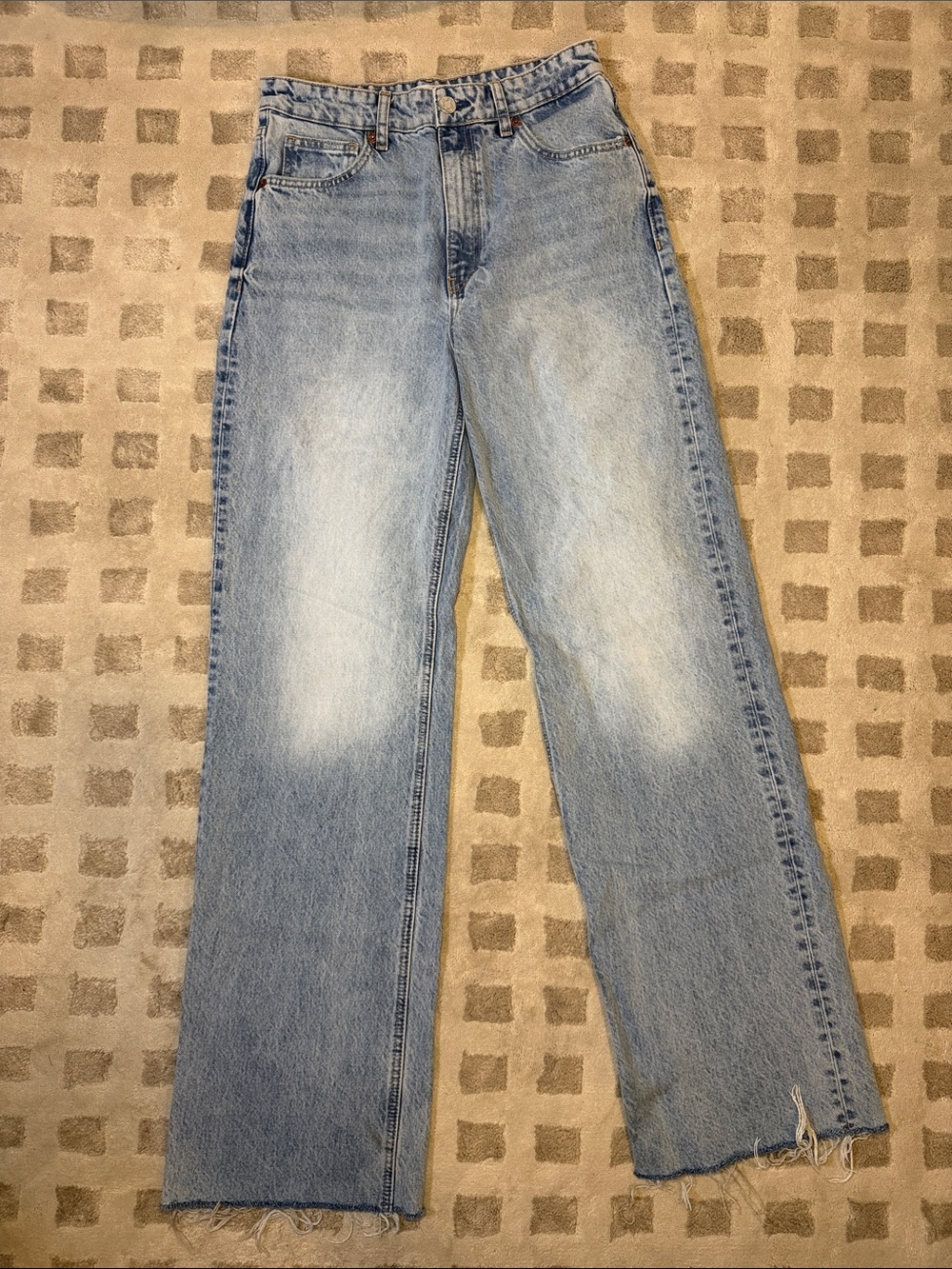 Zara Classic Light Blue Straight-Leg Jeans